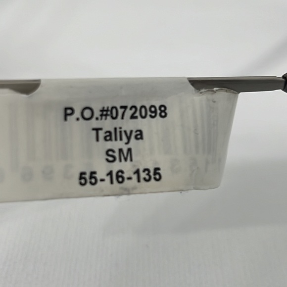 New authentic Vera Wang signature eyeglasses frames display - Picture 4 of 8